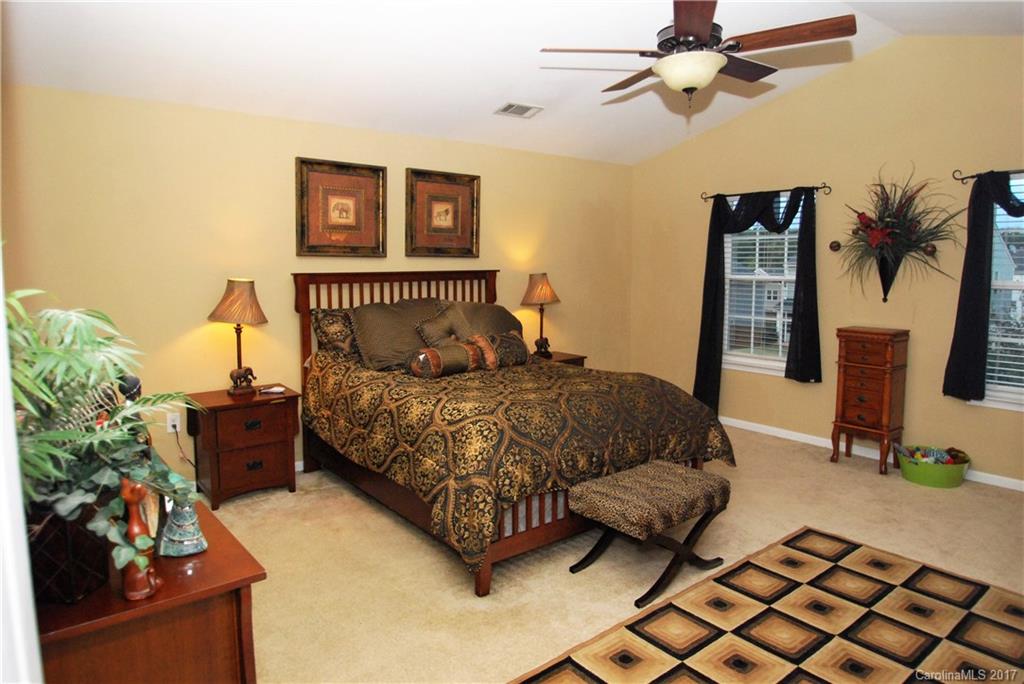 1425 River Run Road Lowell, NC 28098 - Photo 13 of 23 Gallery Image 13