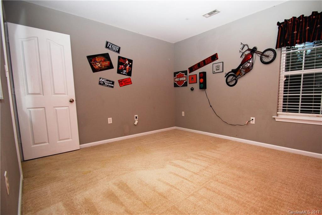 1425 River Run Road Lowell, NC 28098 - Photo 19 of 23 Gallery Image 19