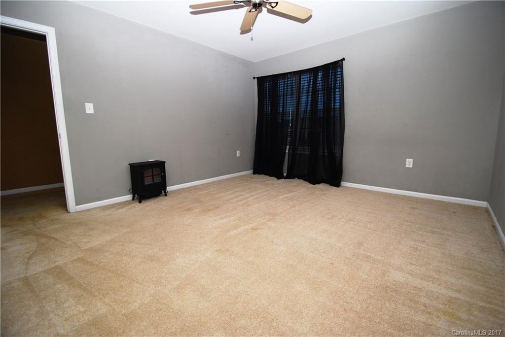 1425 River Run Road Lowell, NC 28098 - Photo 20 of 23 Gallery Image 20