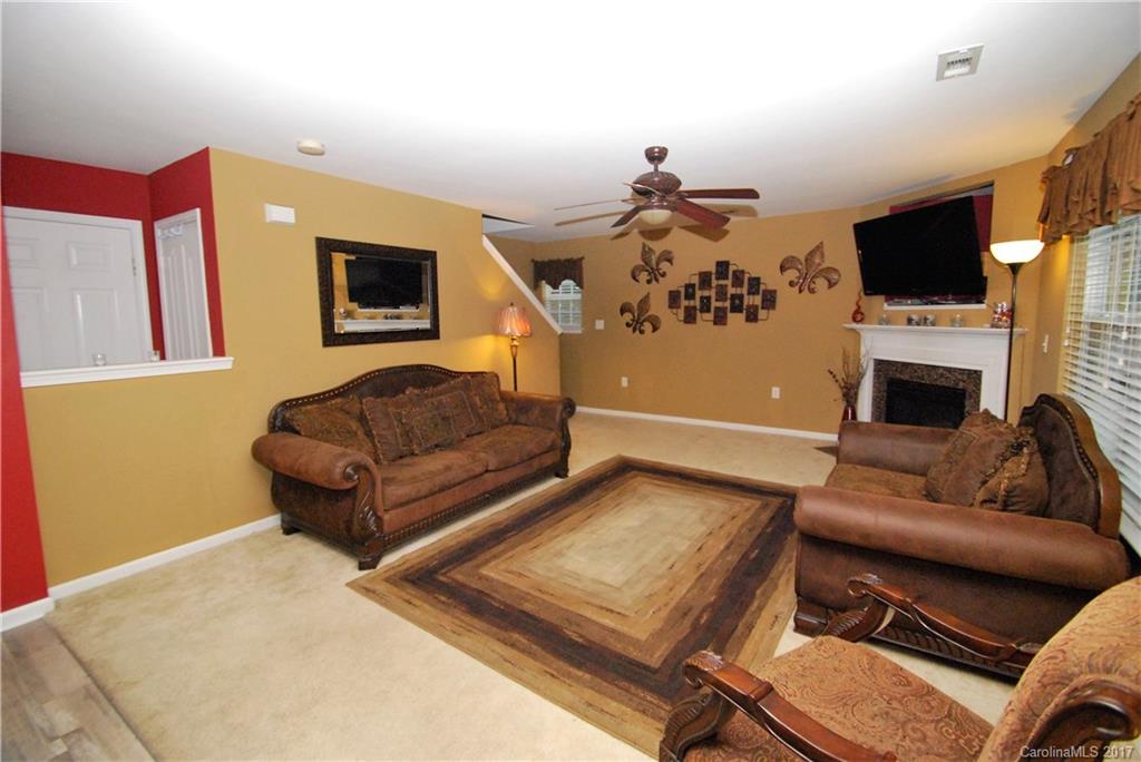1425 River Run Road Lowell, NC 28098 - Photo 5 of 23 Gallery Image 5