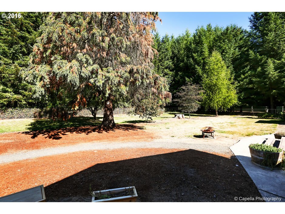 8450 Northwest Meadowlake Road Carlton, OR 97111 - Photo 17 of 23 Gallery Image 17