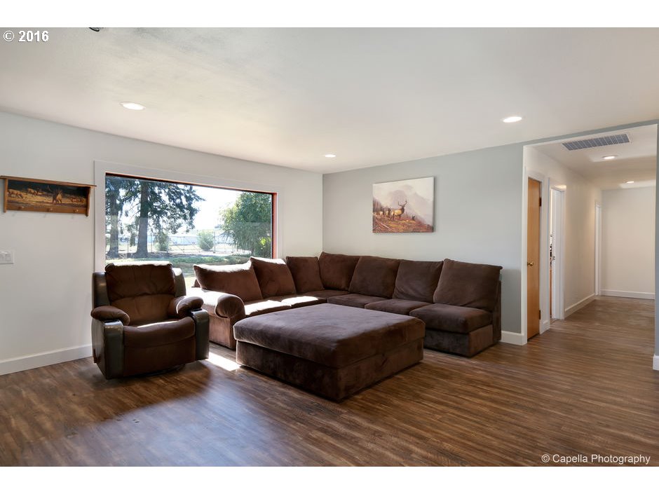 8450 Northwest Meadowlake Road Carlton, OR 97111 - Photo 7 of 23 Gallery Image 7