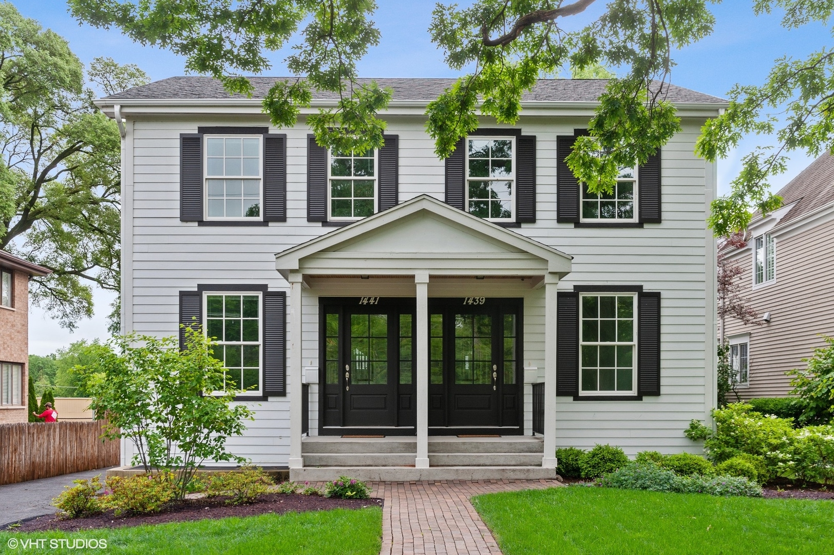 1439 North McKinley Road Lake Forest, IL 60045 - Photo 1 of 19