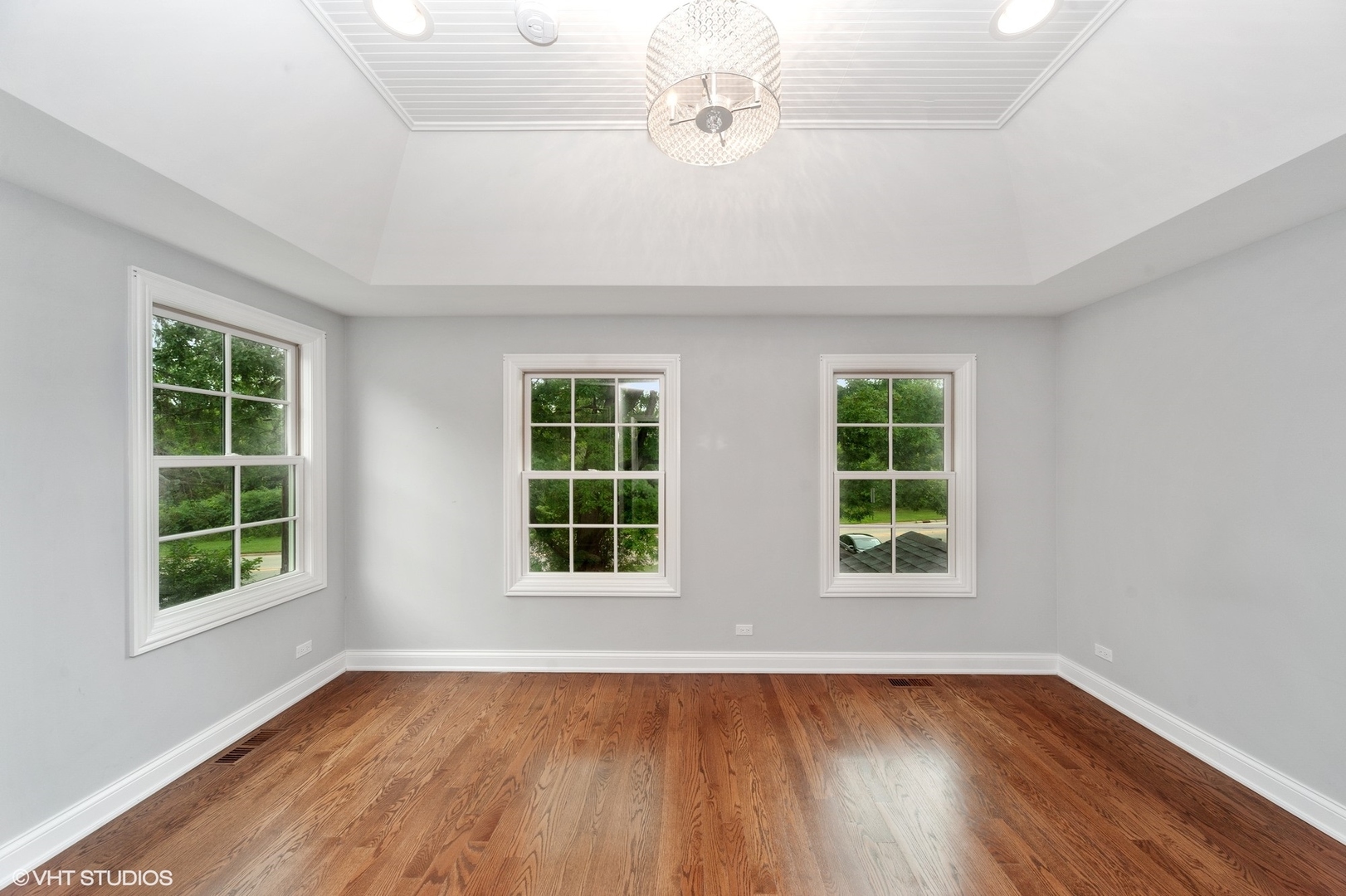 1439 North McKinley Road Lake Forest, IL 60045 - Photo 13 of 19