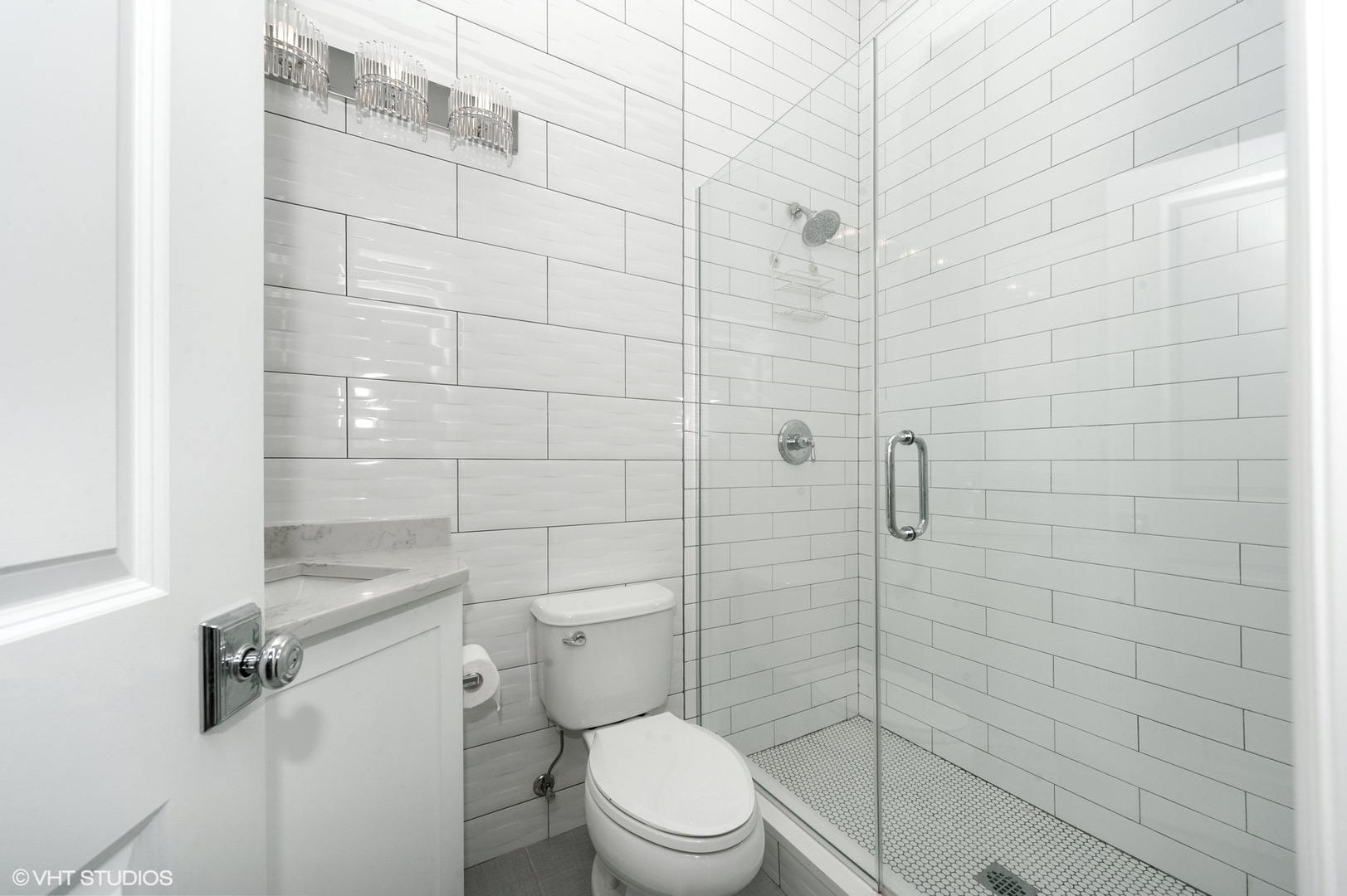 1439 North McKinley Road Lake Forest, IL 60045 - Photo 10 of 19