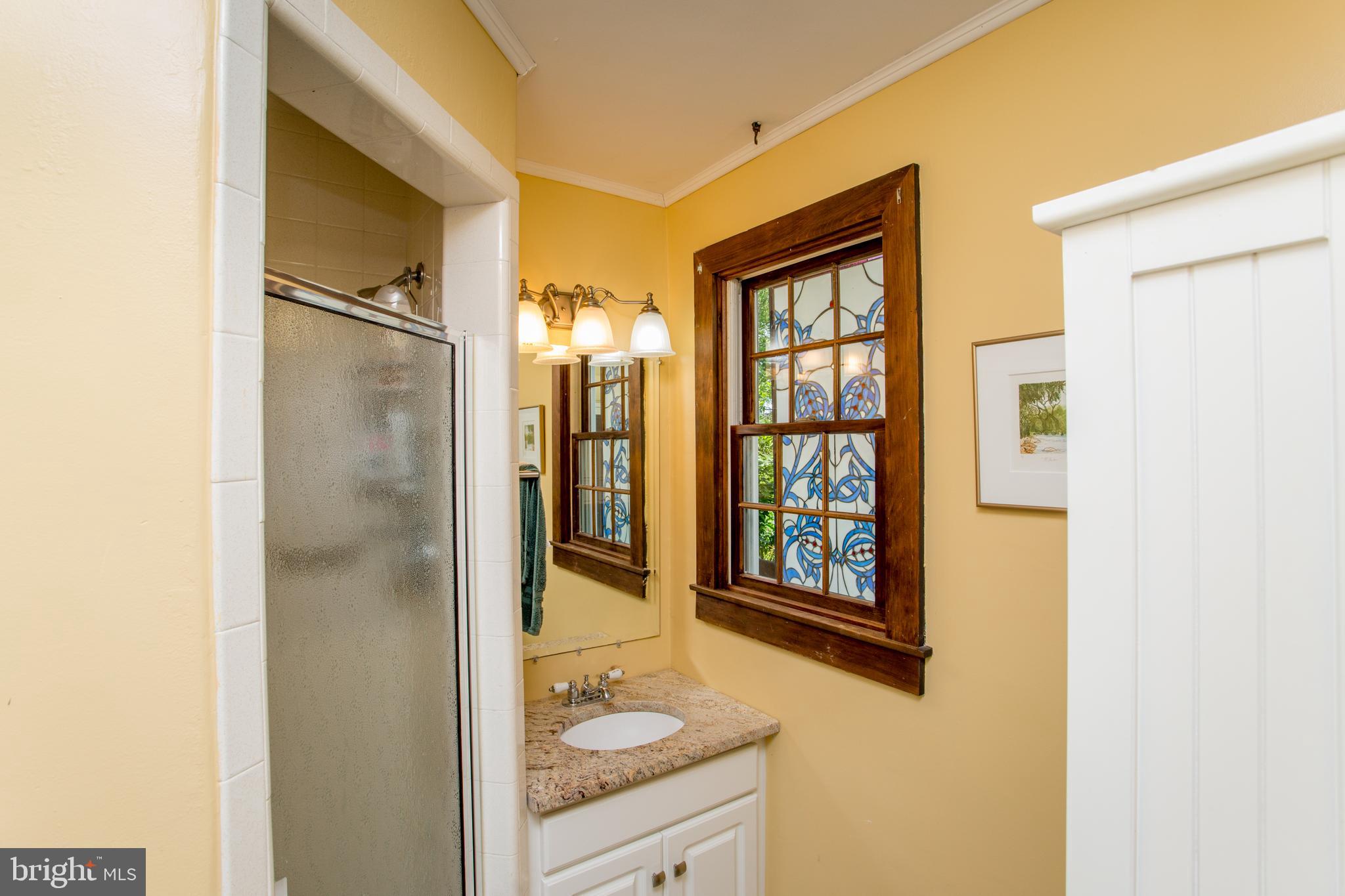 458 Rolling Hills Road Ottsville, PA 18942 - Photo 25 of 60 Main floor bath
