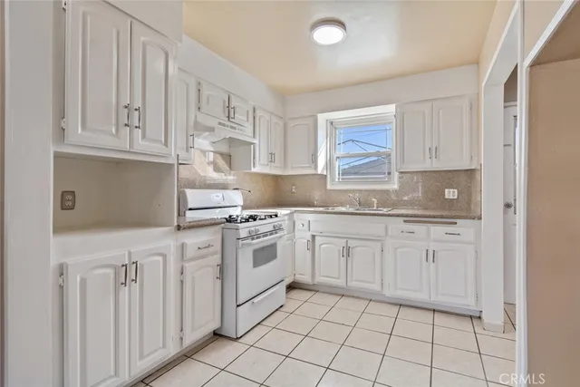 $799,900 | 13438 Mercer Street, Pacoima, CA 91331