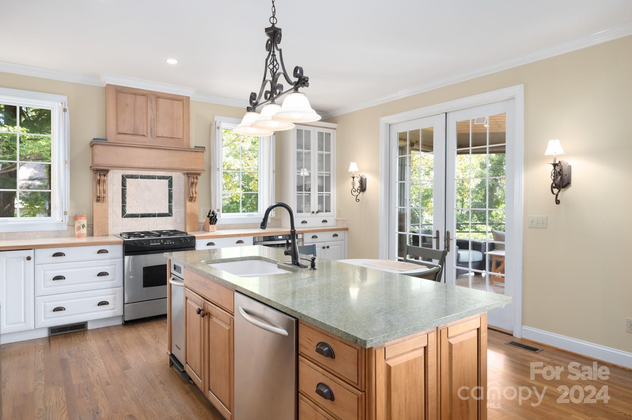 265 High Road Overlook Hendersonville, NC 28739 - Photo 12 of 34