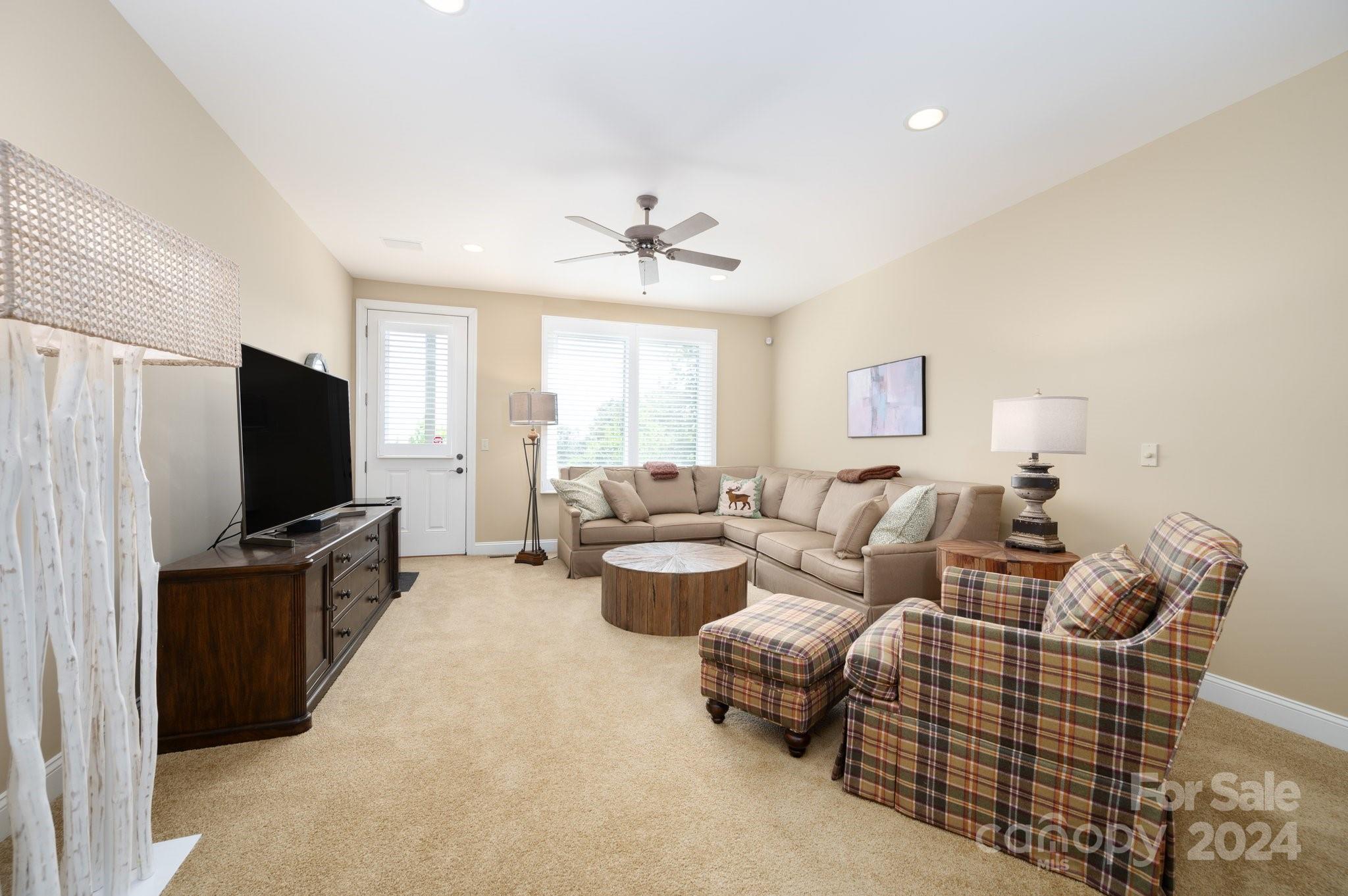 265 High Road Overlook Hendersonville, NC 28739 - Photo 26 of 34