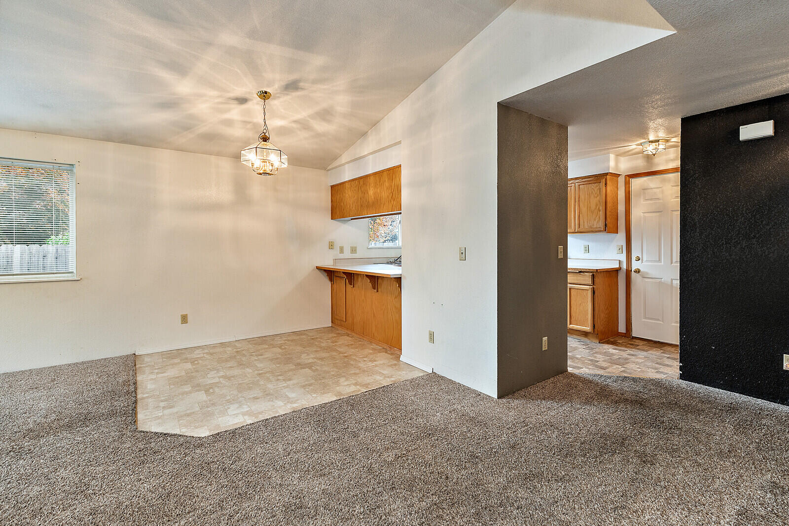 641 Southwest Balsam Road Grants Pass, OR 97526 - Photo 28 of 28 Open Floor plan!