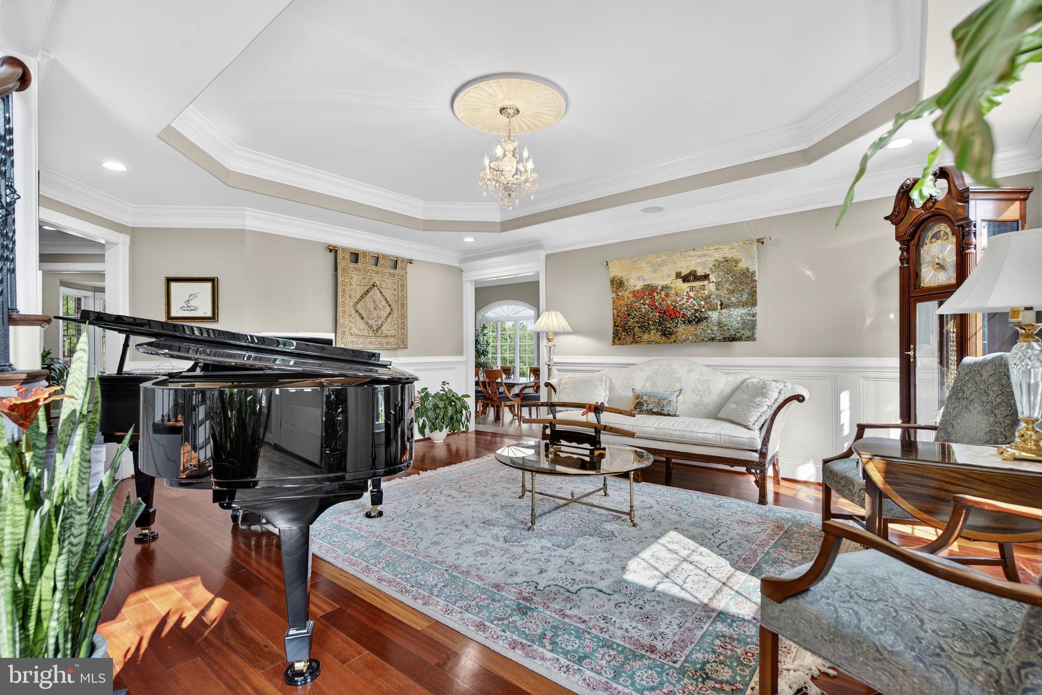 7484 Wilson Road Warrenton, VA 20186 - Photo 31 of 81 a view of a livingroom with furniture and a couch