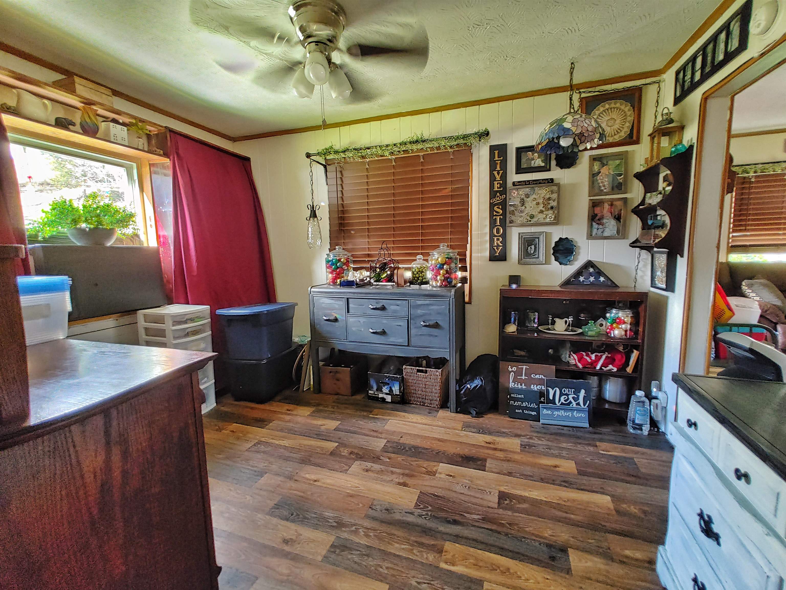 2811 Two Mile Creek Road Wayne, WV 25570 - Photo 5 of 31 Gallery Image 5