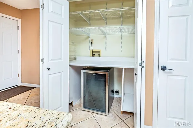 $415,000 | 1333 Point Mariner Drive, Fenton, MO 63026