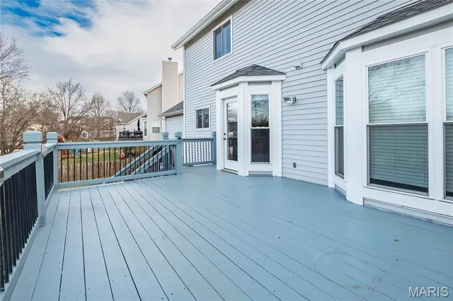 $415,000 | 1333 Point Mariner Drive, Fenton, MO 63026