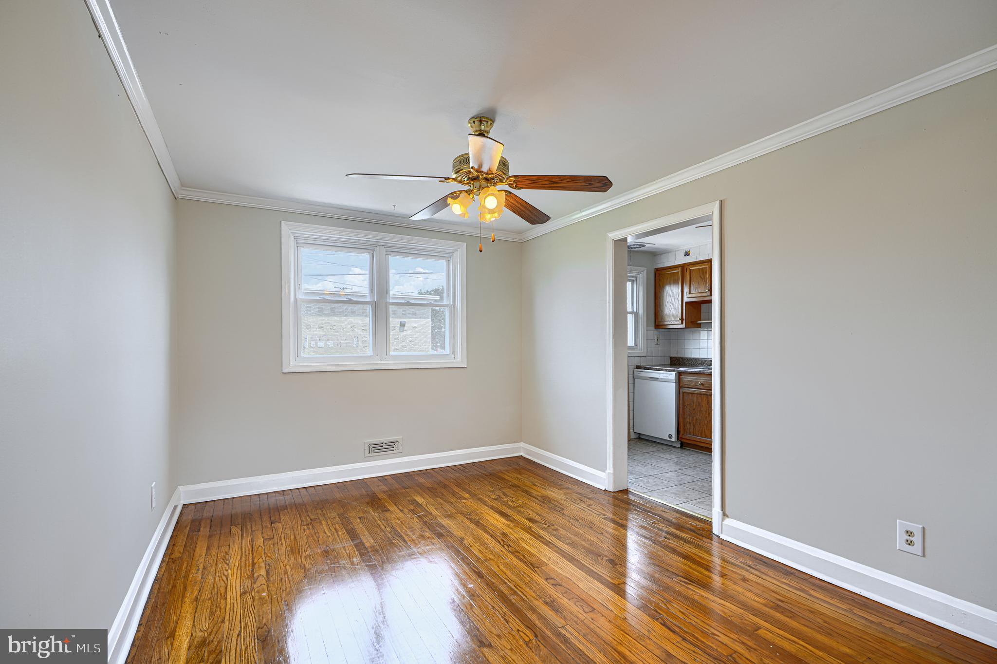 7892 Harold Road Dundalk, MD 21222 - Photo 9 of 37 Gallery Image 9
