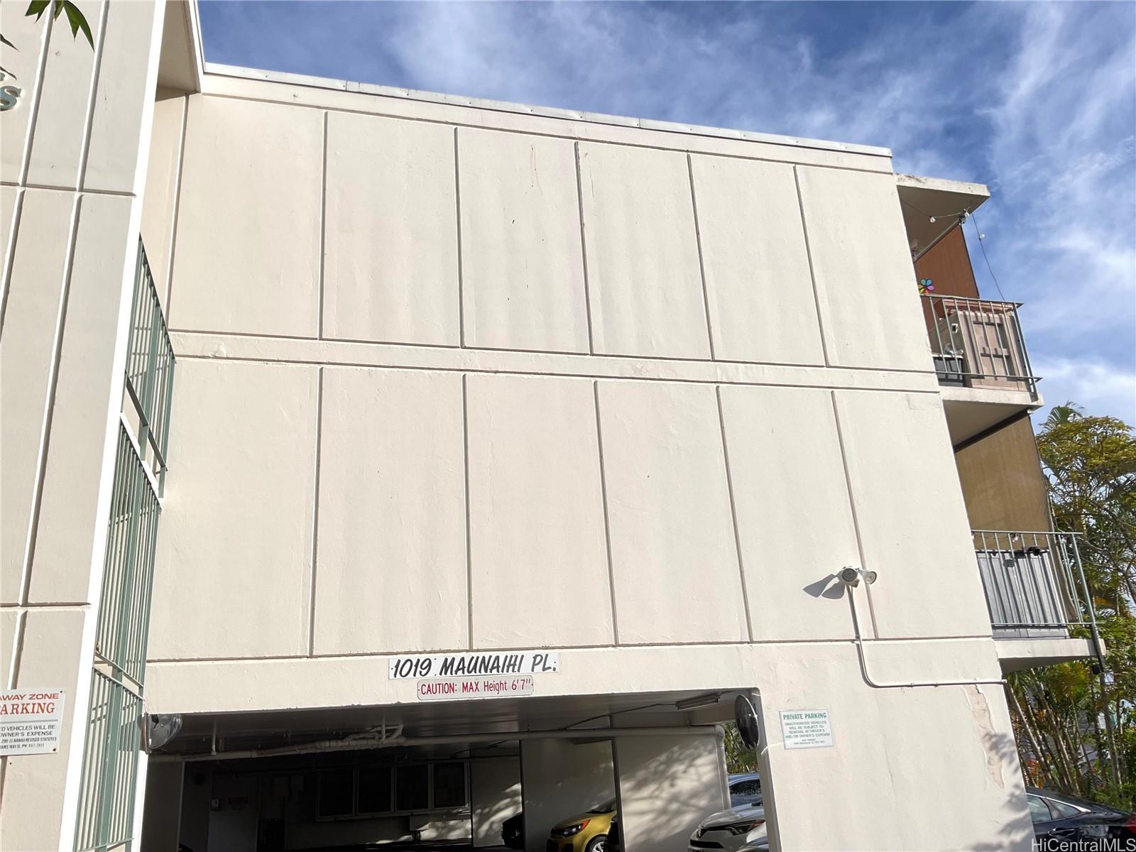 1019 Maunaihi Place, Unit 203 Honolulu, HI 96822 - Photo 15 of 19 a close up of a wall