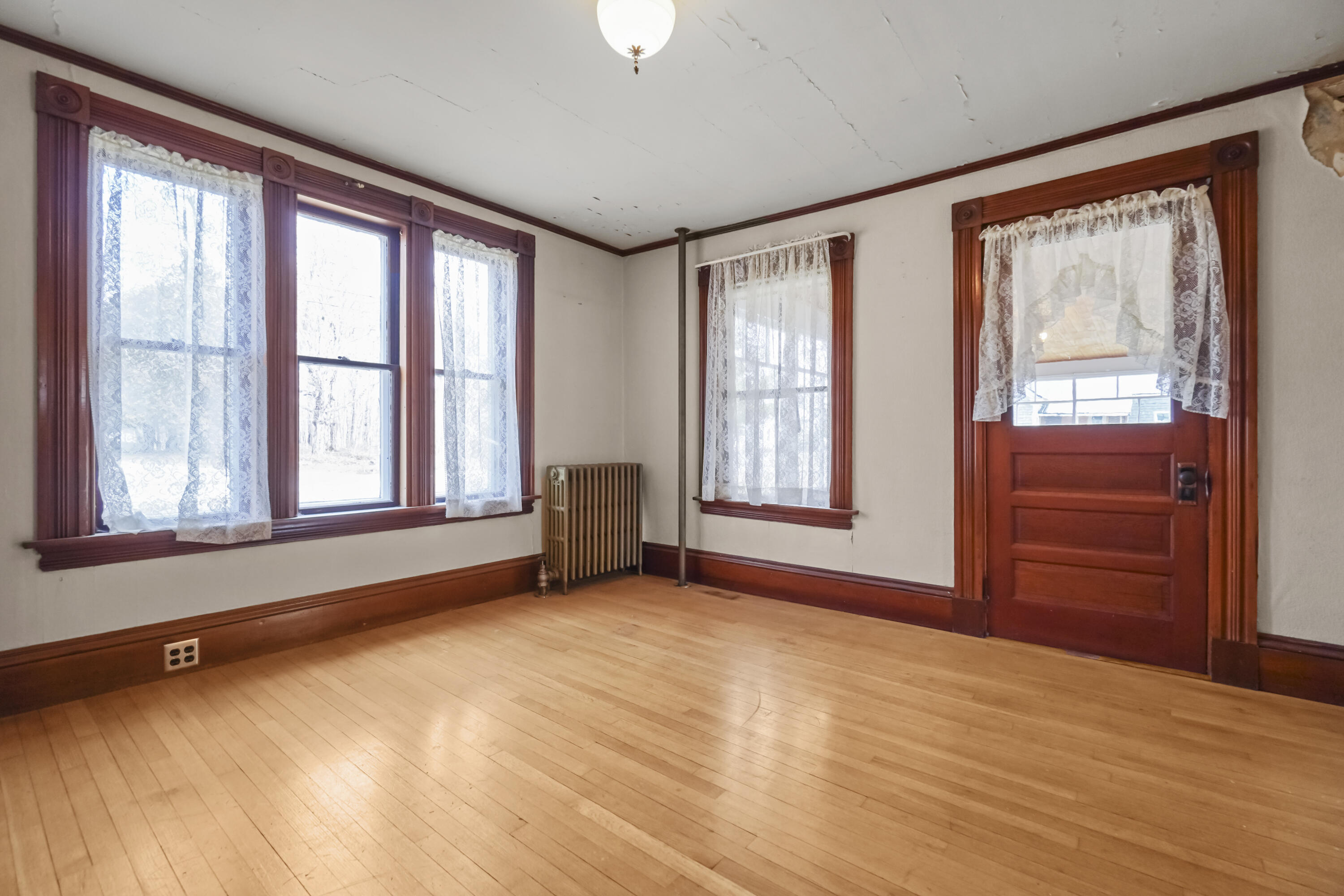 349 Shore Road Ellsworth, ME 04605 - Photo 14 of 32 DSC01140