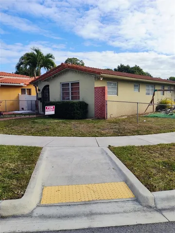 $3,500 | 525 Southwest 56th Avenue, Unit 525, Miami, FL 33134