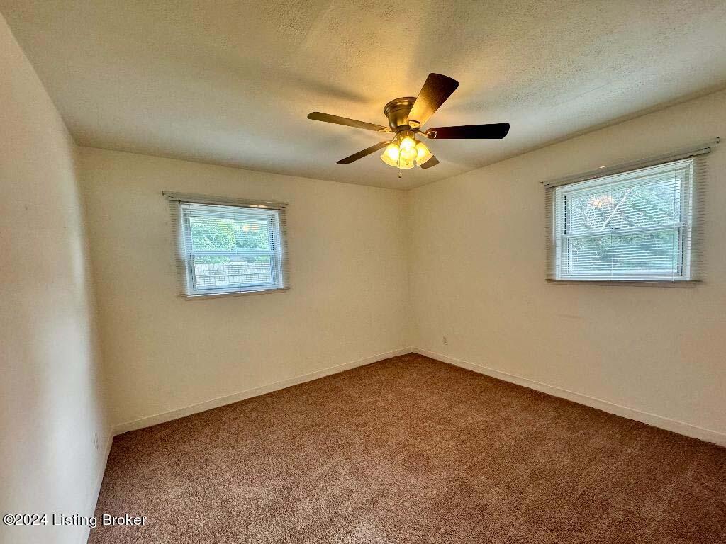 4701 Palma Road Louisville, KY 40272 - Photo 18 of 37 65