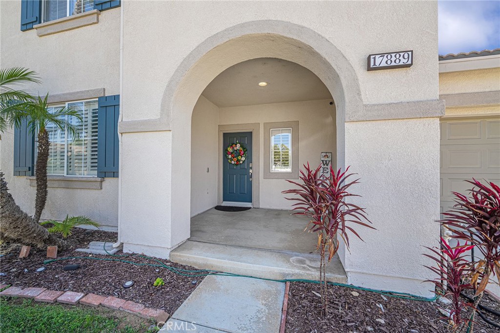 17889 Orangewood Lane Riverside, CA 92503 - Photo 3 of 43