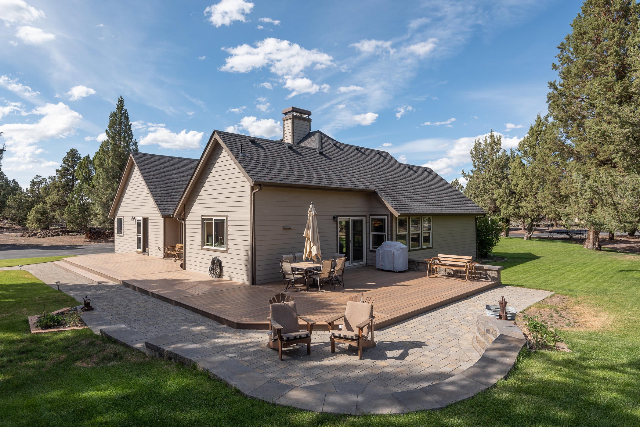 64481 McGrath Road Bend, OR 97701 - Photo 25 of 36 McGrath_Bergs-9