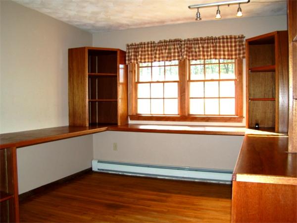 110 West Millbury Road Sutton, MA 01590 - Photo 16 of 29
