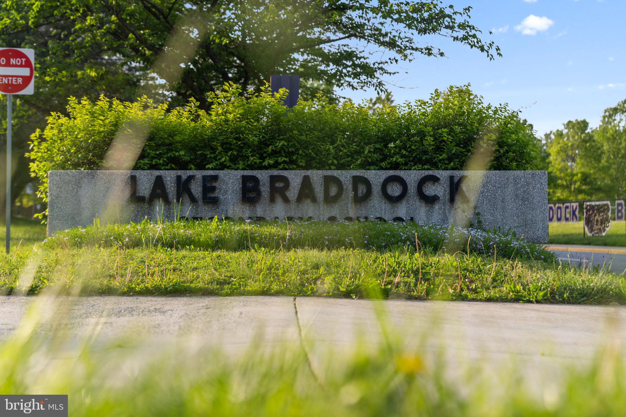 9801 Pulham Road Burke, VA 22015 - Photo 61 of 63 a view of garden and flowers