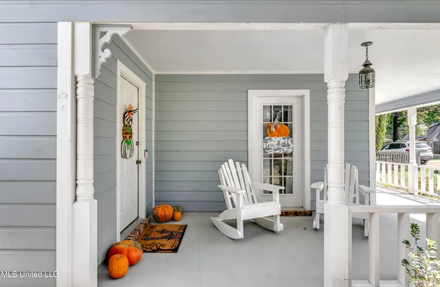 $325,000 | 134 Richmond Drive, Brandon, MS 39042