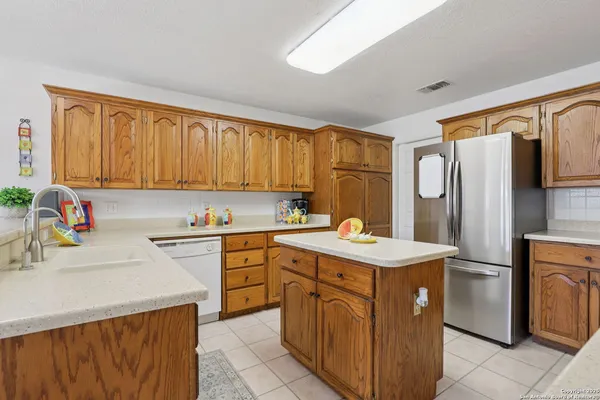 $700,000 | 110 High Sierra Drive, Seguin, TX 78155