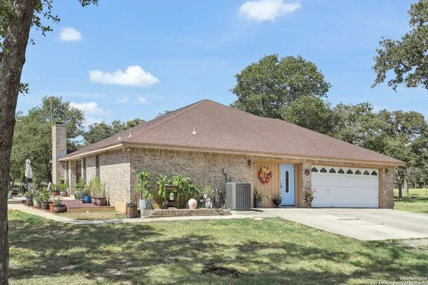 $700,000 | 110 High Sierra Drive, Seguin, TX 78155