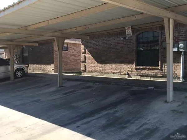 $995 | 1504 East Quail Street, Pharr, TX 78577