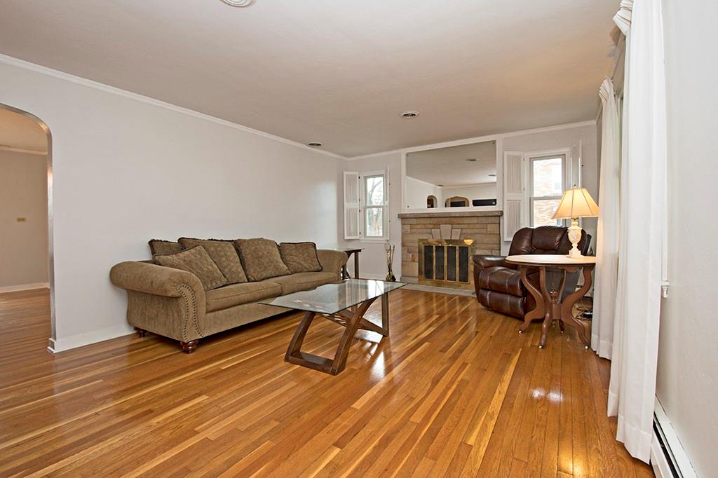 1336 Parkway Road Pittsburgh, PA 15237 - Photo 2 of 25 Gallery Image 2