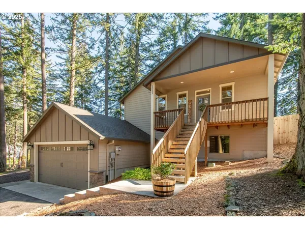$700,000 | 13135 Southeast Winston Road, Damascus, OR 97089