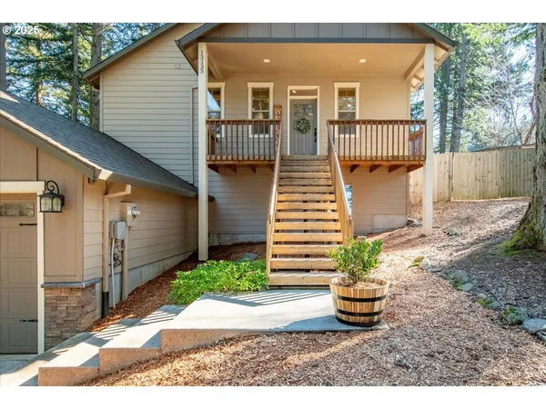 $700,000 | 13135 Southeast Winston Road, Damascus, OR 97089