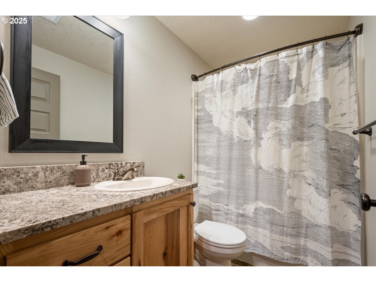 13135 Southeast Winston Road Damascus, OR 97089 - Photo 22 of 48