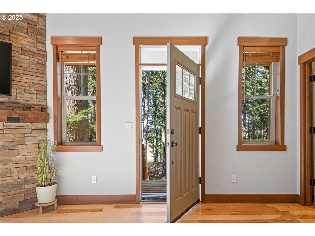 13135 Southeast Winston Road Damascus, OR 97089 - Photo 4 of 48