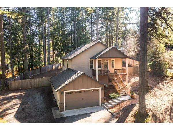 $700,000 | 13135 Southeast Winston Road, Damascus, OR 97089
