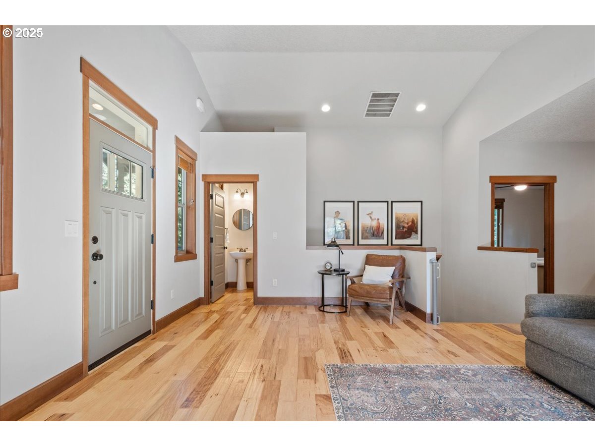 13135 Southeast Winston Road Damascus, OR 97089 - Photo 8 of 48