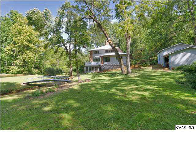 716 Wolf Trap Road Charlottesville, VA 22911 - Photo 26 of 26 a black and white photo of a house