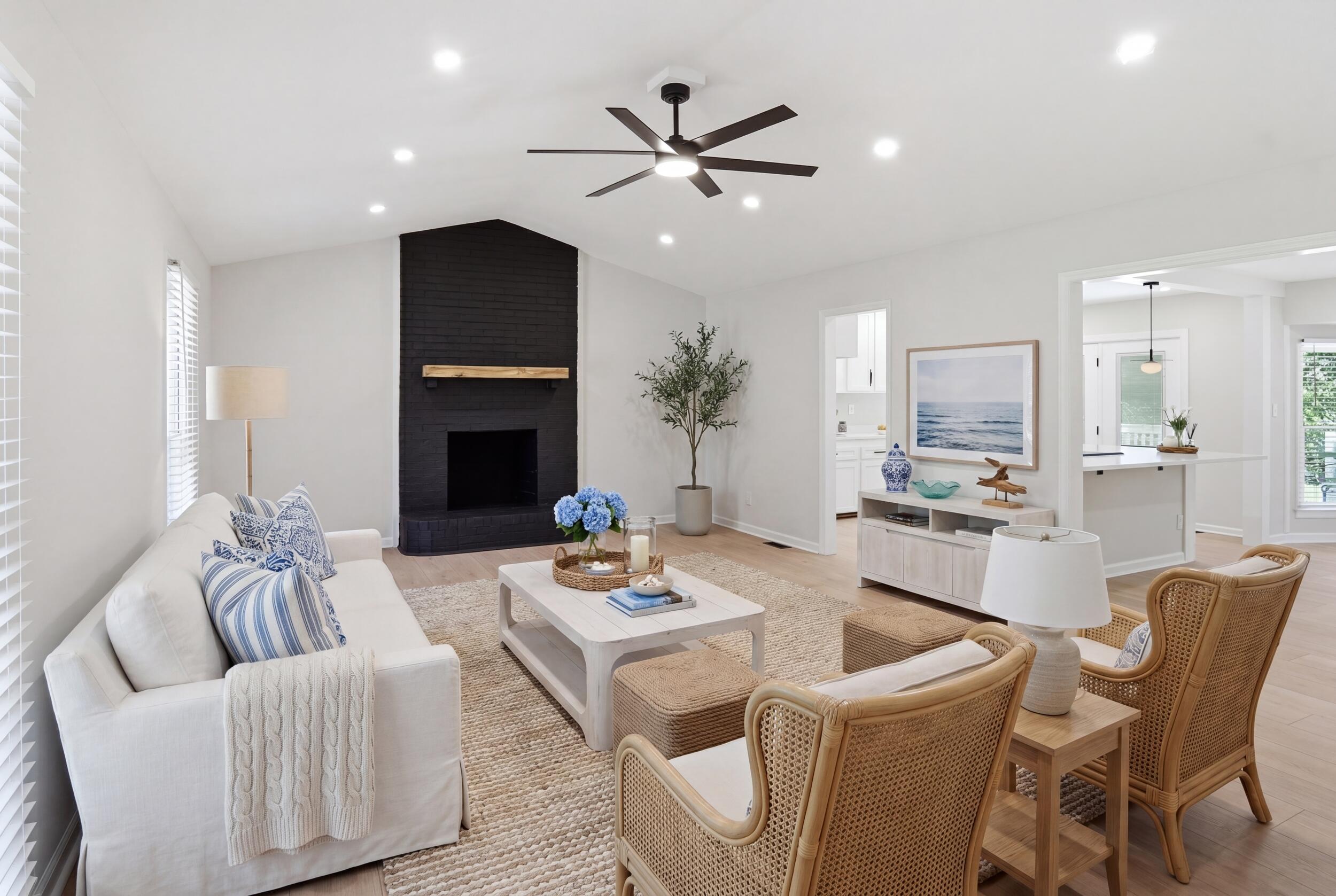 327 Bunch Ford Road Holly Hill, SC 29059 - Photo 11 of 57 Living Area-Virtually Staged