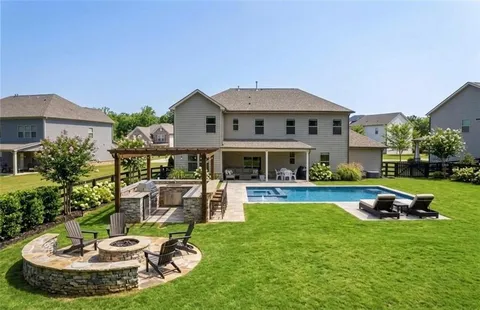 $735,000 | 462 Carmichael Circle, Canton, GA 30115