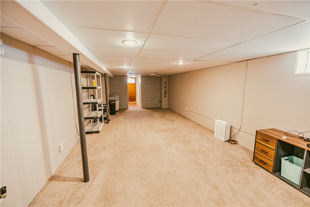 25 Walnut Park Irondequoit, NY 14622 - Photo 14 of 18