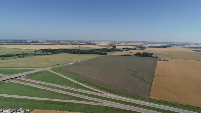 $735,000 | 0 South 295th Street West, Garden Plain, KS 67050