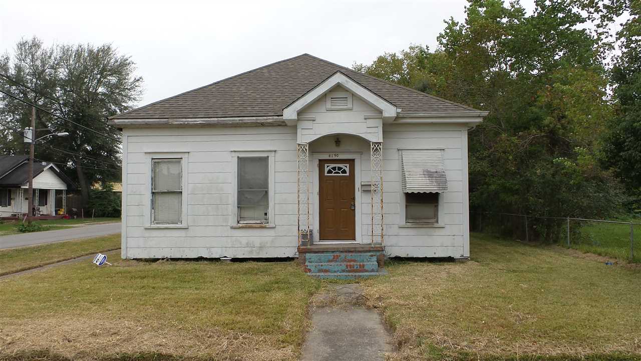4190 Sparks Street Beaumont, TX 77705 - Photo 1 of 1