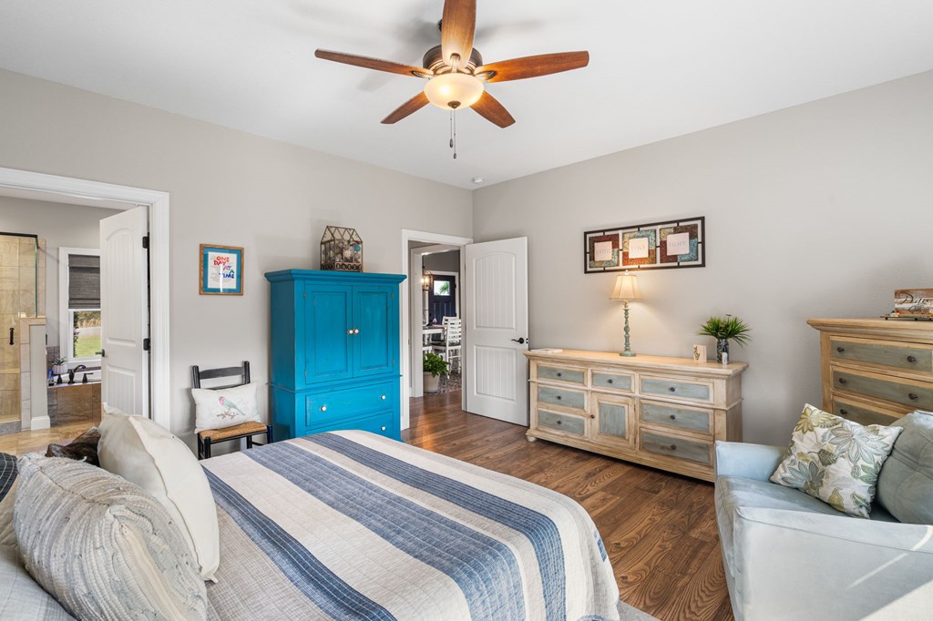 958 New Forest Road Young Harris, GA 30582 - Photo 32 of 44 a bedroom with a bed and a dresser