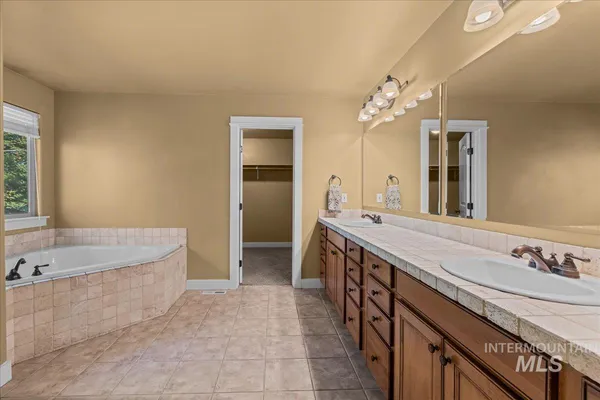 $549,000 | 5491 North Beaham Avenue, Meridian, ID 83646
