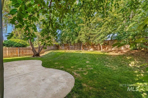 $549,000 | 5491 North Beaham Avenue, Meridian, ID 83646