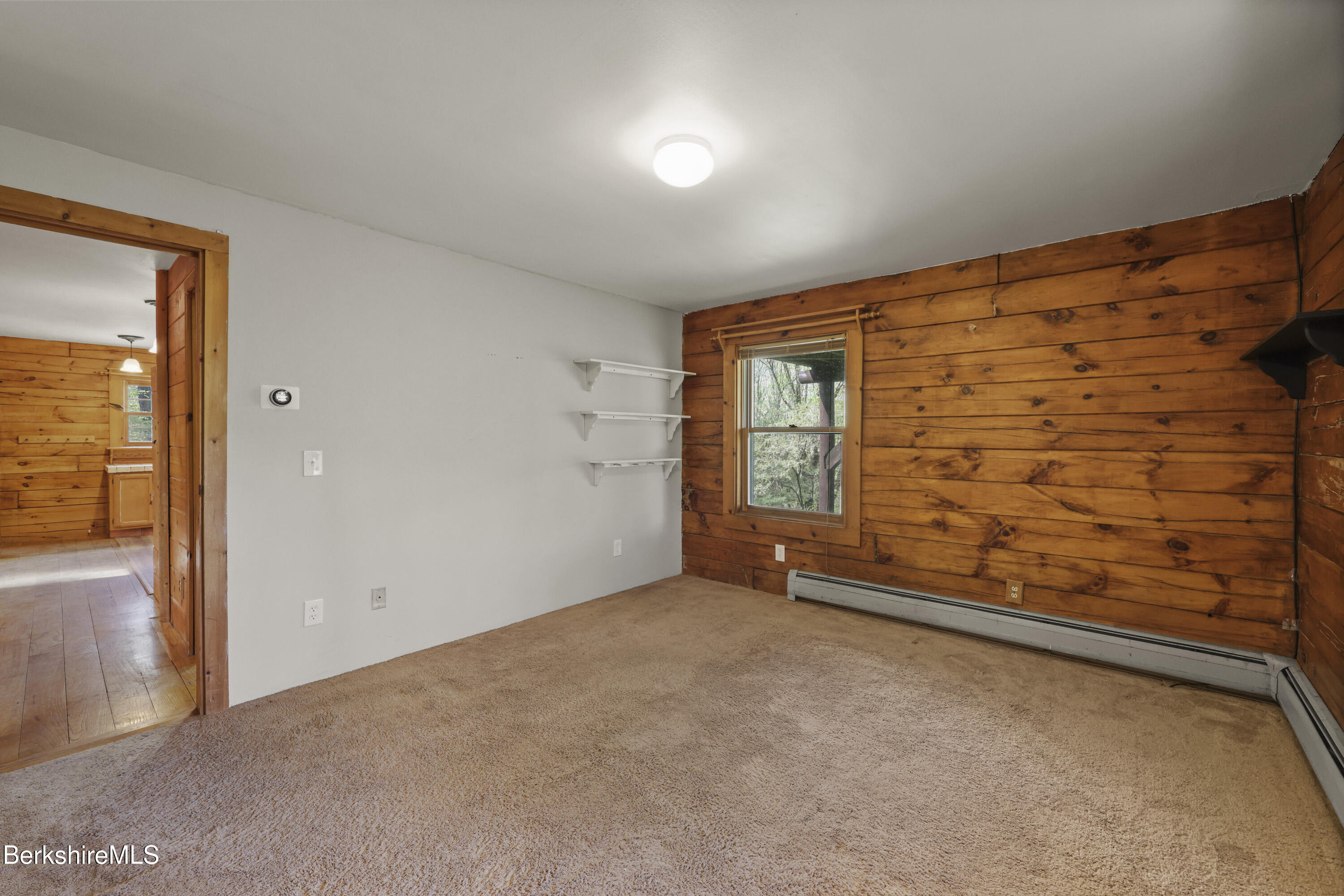 189 Cross Place Road Washington, MA 01223 - Photo 18 of 43 den/office
