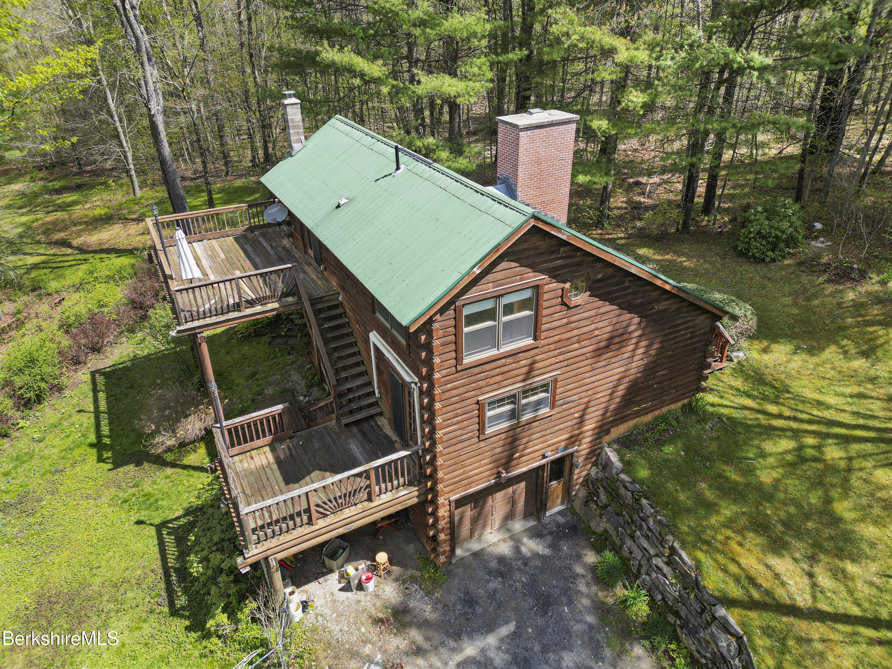 189 Cross Place Road Washington, MA 01223 - Photo 2 of 43 aerial view
