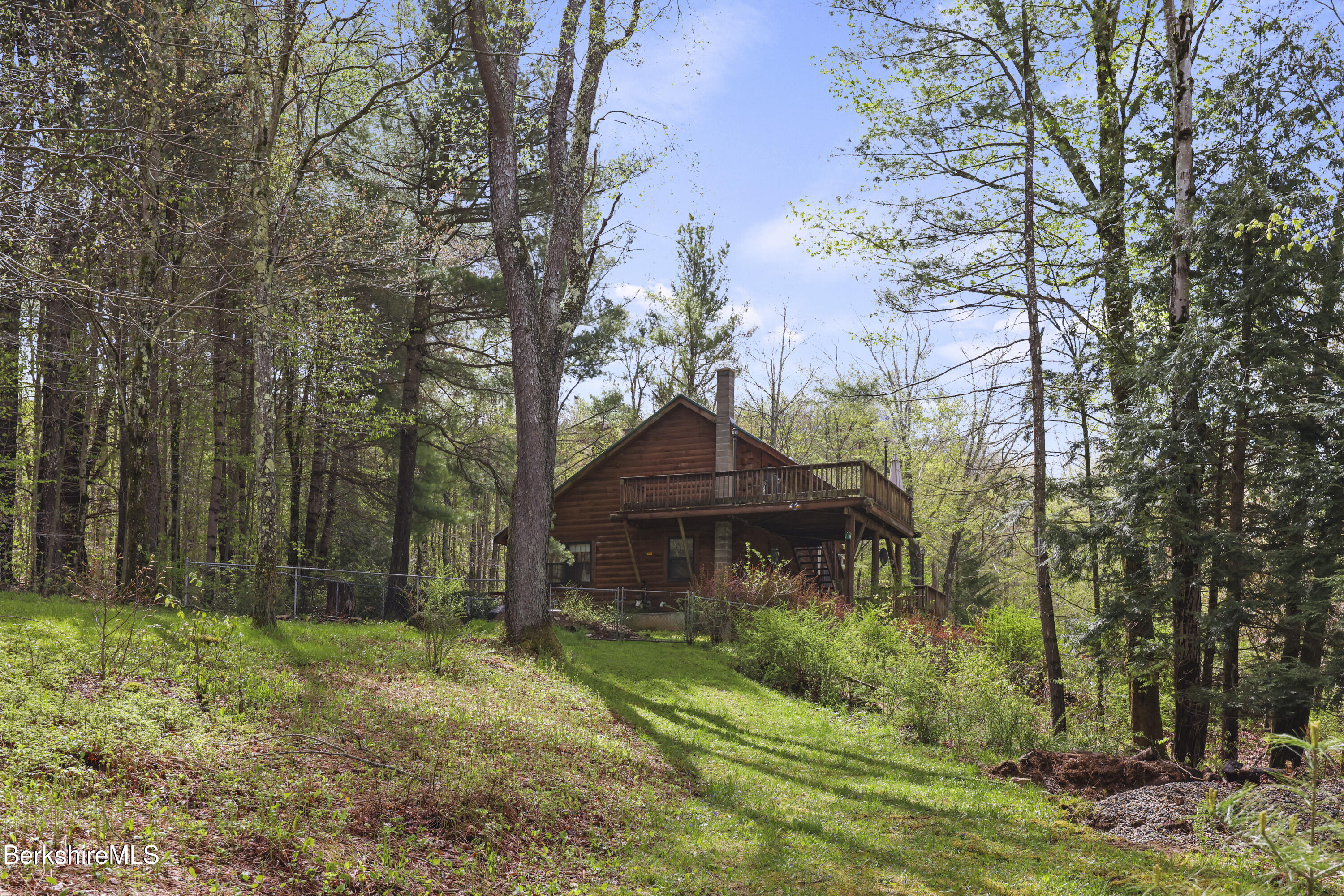 189 Cross Place Road Washington, MA 01223 - Photo 3 of 43 private setting